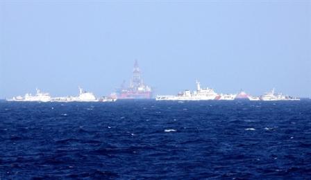 Les navires chinois continuent d encercler les bateaux de pêche du Vietnam